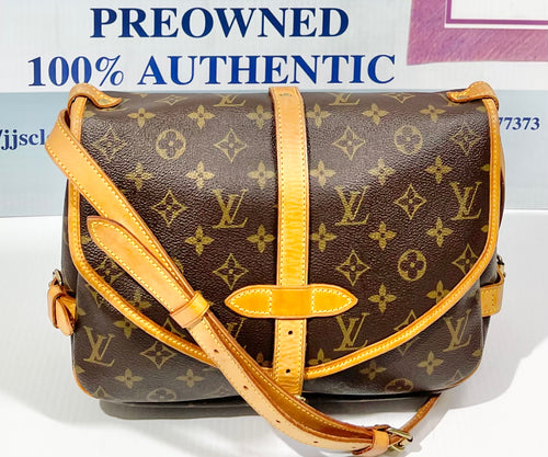 AUTHENTIC Louis Vuitton Saumur 30 Monogram Crossbody PREOWNED (WBA516)