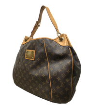 Load image into Gallery viewer, AUTHENTIC Louis Vuitton Galliera GM Monogram PREOWNED (WBA786)