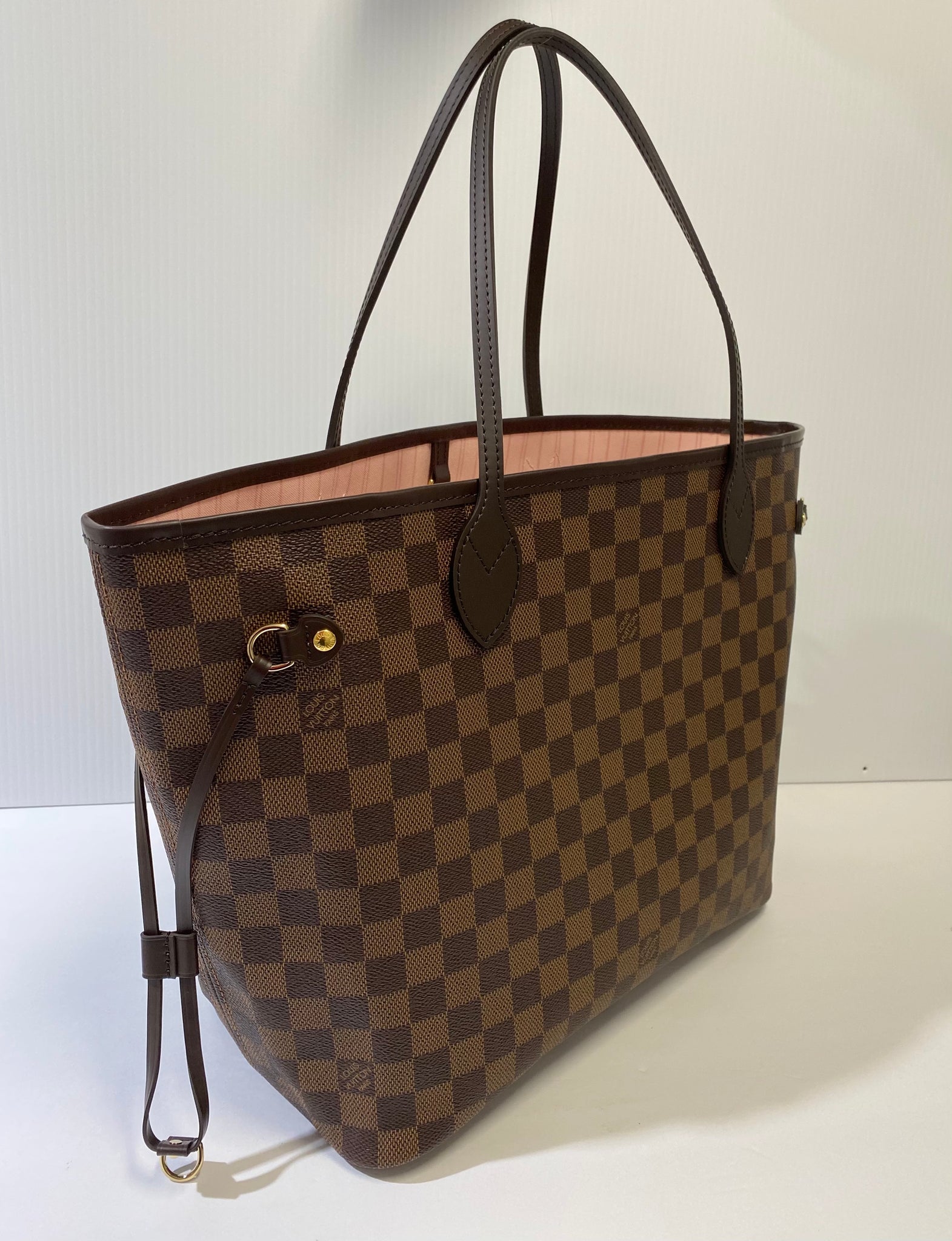 Authentic Louis Vuitton Neverfull MM Tote Bag in Damier Ebene