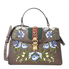 Load image into Gallery viewer, AUTHENTIC Gucci Medium Sylvie Top Handle Bag PREOWNED (WBA328)