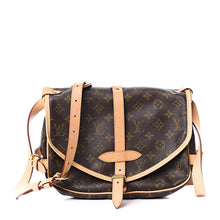 Load image into Gallery viewer, AUTHENTIC Louis Vuitton Saumur 30 Monogram Crossbody PREOWNED (WBA511)