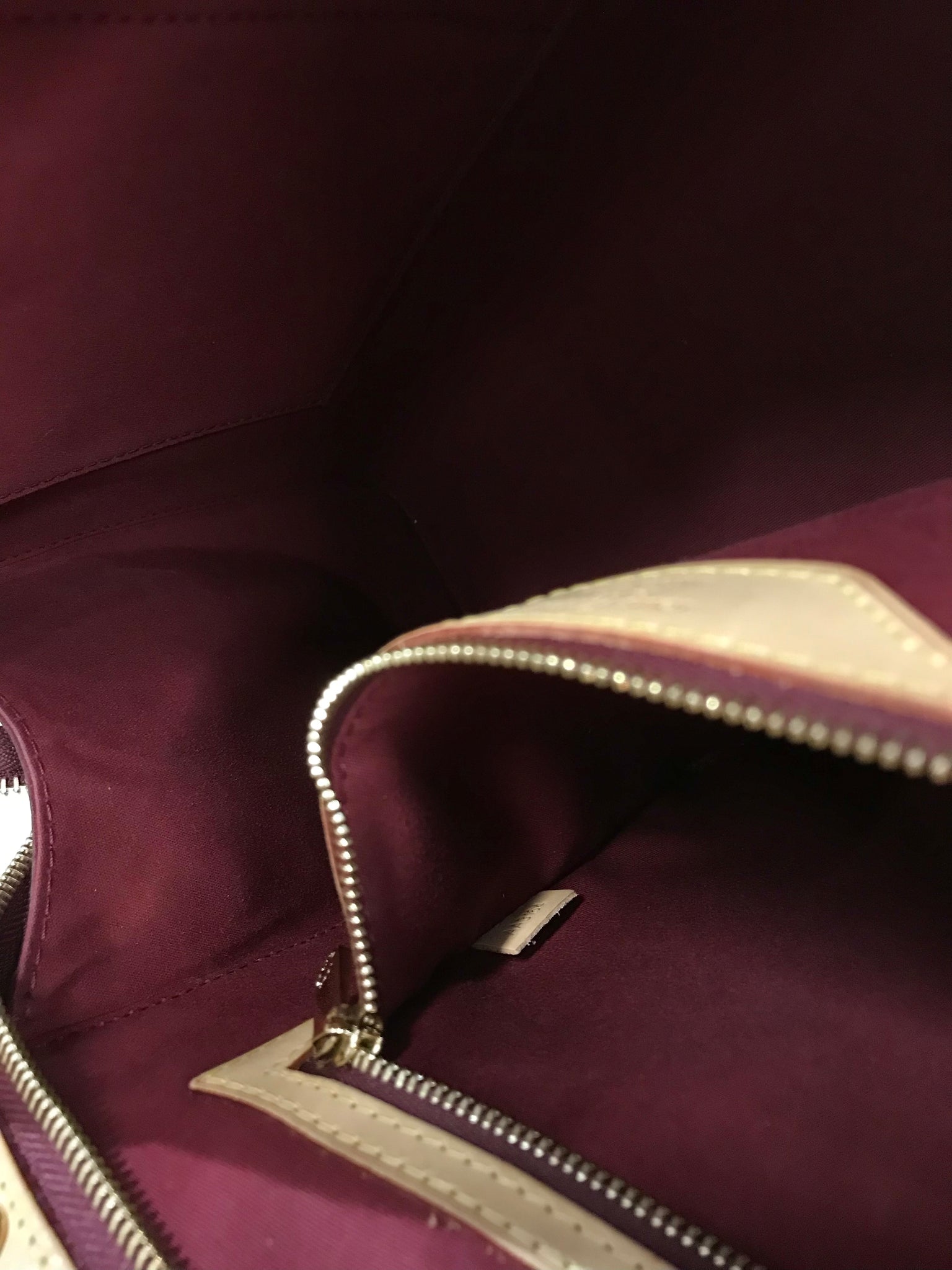 Louis Vuitton Brea Handbag 387529
