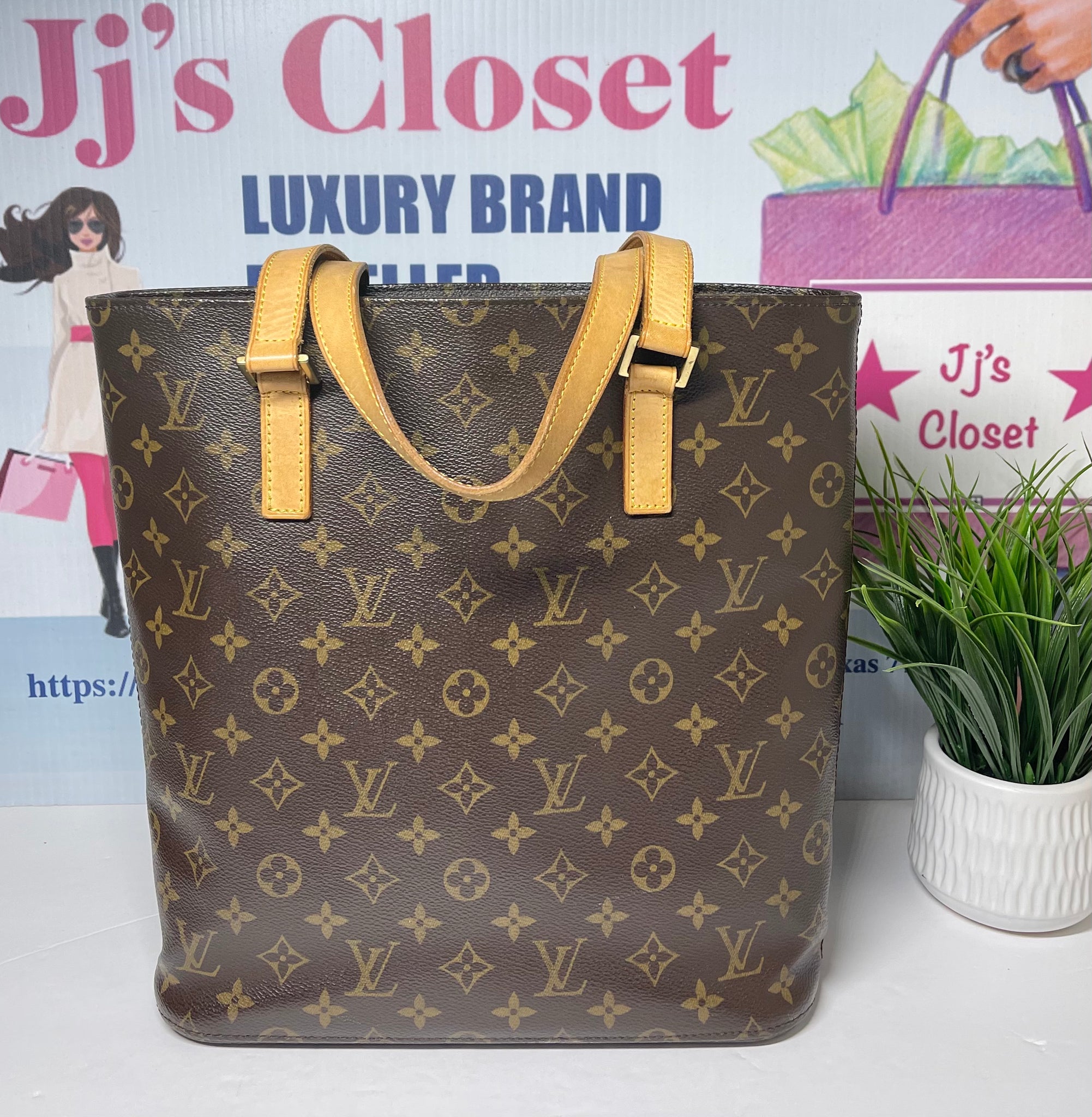 Louis Vuitton, Bags, Authentic Louis Vuitton Monogram Vavin Gm Shoulder  Tote Bag