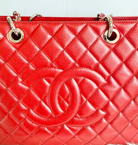 AUTHENTIC Chanel GST Grand Shopping Tote Red Caviar PREOWNED (WBA581)