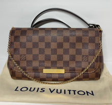 Load image into Gallery viewer, AUTHENTIC Louis Vuitton Favorite MM Damier Ebene PREOWNED (WBA380)