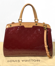 Load image into Gallery viewer, AUTHENTIC Louis Vuitton Brea MM Vernis Griotte PREOWNED (WBA893)