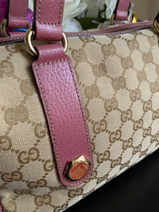 AUTHENTIC Gucci Charmy PREOWNED