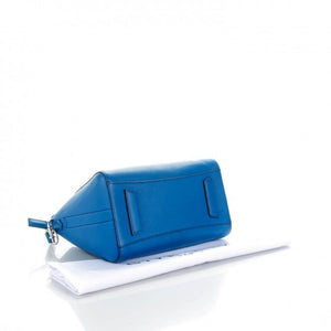 AUTHENTIC Givenchy Goatskin Small Antigona Blue PREOWNED (WBA600)