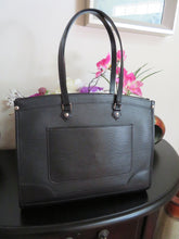 Load image into Gallery viewer, AUTHENTIC Louis Vuitton Madeleine GM Black Epi Preowned