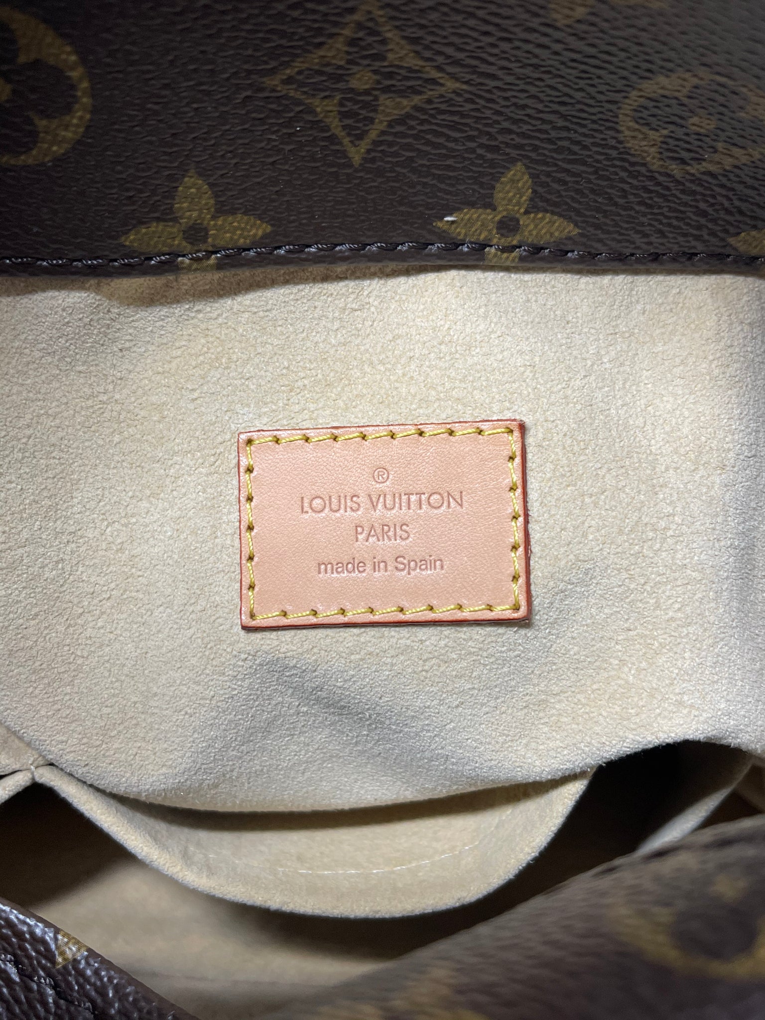 AUTHENTIC Louis Vuitton Monogram Artsy MM PREOWNED (WBA335) – Jj's Closet,  LLC