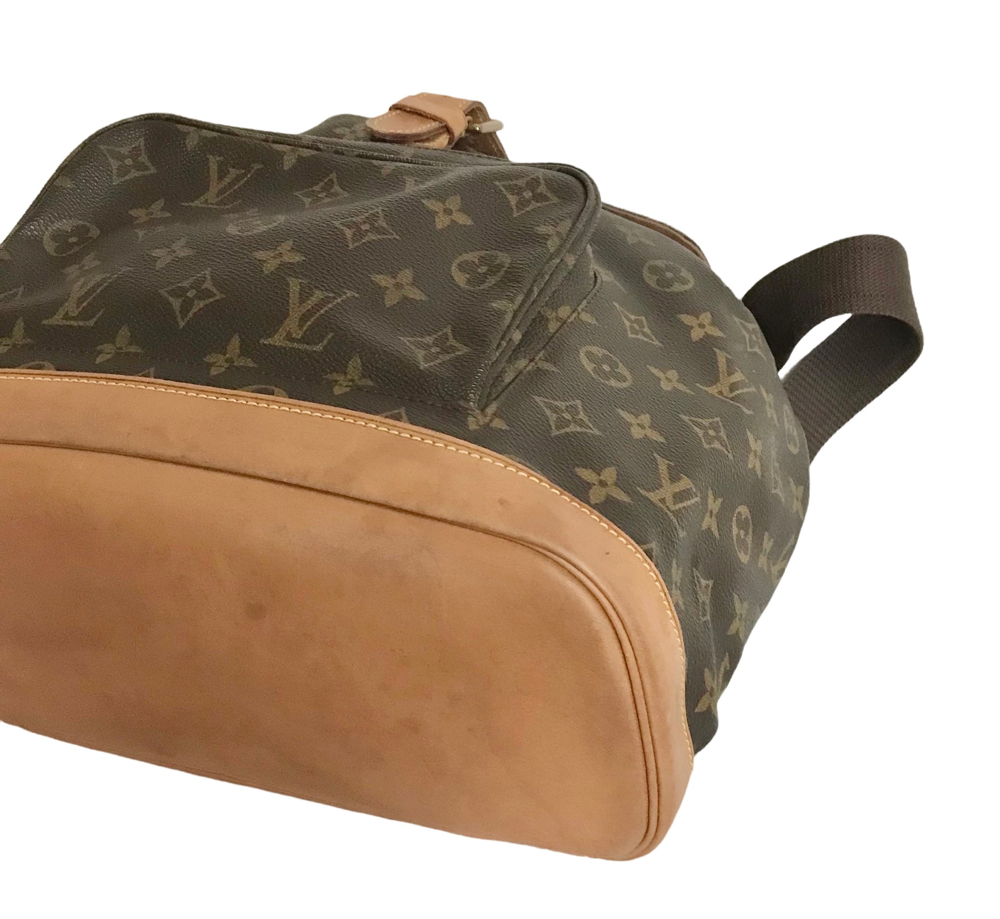 Pre-Owned LOUIS VUITTON Monogram Montsouris GM Backpack – Valamode