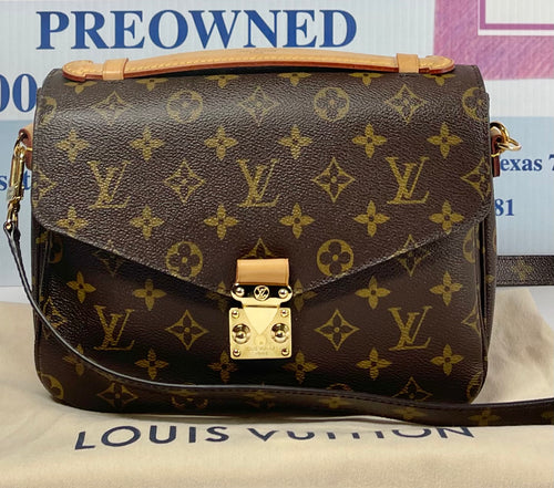 AUTHENTIC Louis Vuitton Pochette Metis Monogram PREOWNED (WBA367)