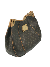 Load image into Gallery viewer, AUTHENTIC Louis Vuitton Galliera PM Monogram PREOWNED (WBA651)