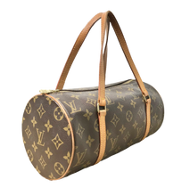 Load image into Gallery viewer, AUTHENTIC Louis Vuitton Papillon 26 Monogram PREOWNED (WBA811)