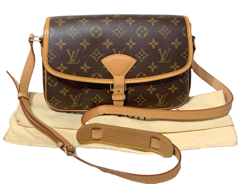 AUTHENTIC Louis Vuitton Sologne Monogram Crossbody PREOWNED (WBA854)