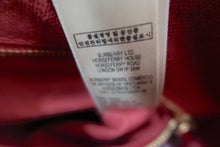 Load image into Gallery viewer, AUTHENTIC Burberry Alchester White PREOWNED (WBA108)
