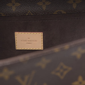AUTHENTIC Louis Vuitton Pochette Metis Monogram PREOWNED (WBA367)