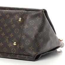 Load image into Gallery viewer, AUTHENTIC Louis Vuitton Artsy Monogram MM PREOWNED (WBA636)