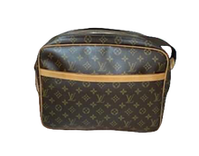 Load image into Gallery viewer, AUTHENTIC Louis Vuitton Reporter GM Monogram PREOWNED (WBA622)