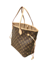 Load image into Gallery viewer, AUTHENTIC Louis Vuitton Neverfull Monogram MM PREOWNED (WBA832)