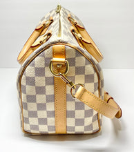Load image into Gallery viewer, AUTHENTIC Louis Vuitton Speedy 25 Bandouliere  Damier Azur PREOWNED (WBA395)