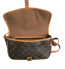 Load image into Gallery viewer, AUTHENTIC Louis Vuitton Sologne Monogram Crossbody PREOWNED (WBA874)