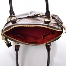 Load image into Gallery viewer, AUTHENTIC Louis Vuitton Trevi PM Preowned (WBA408)