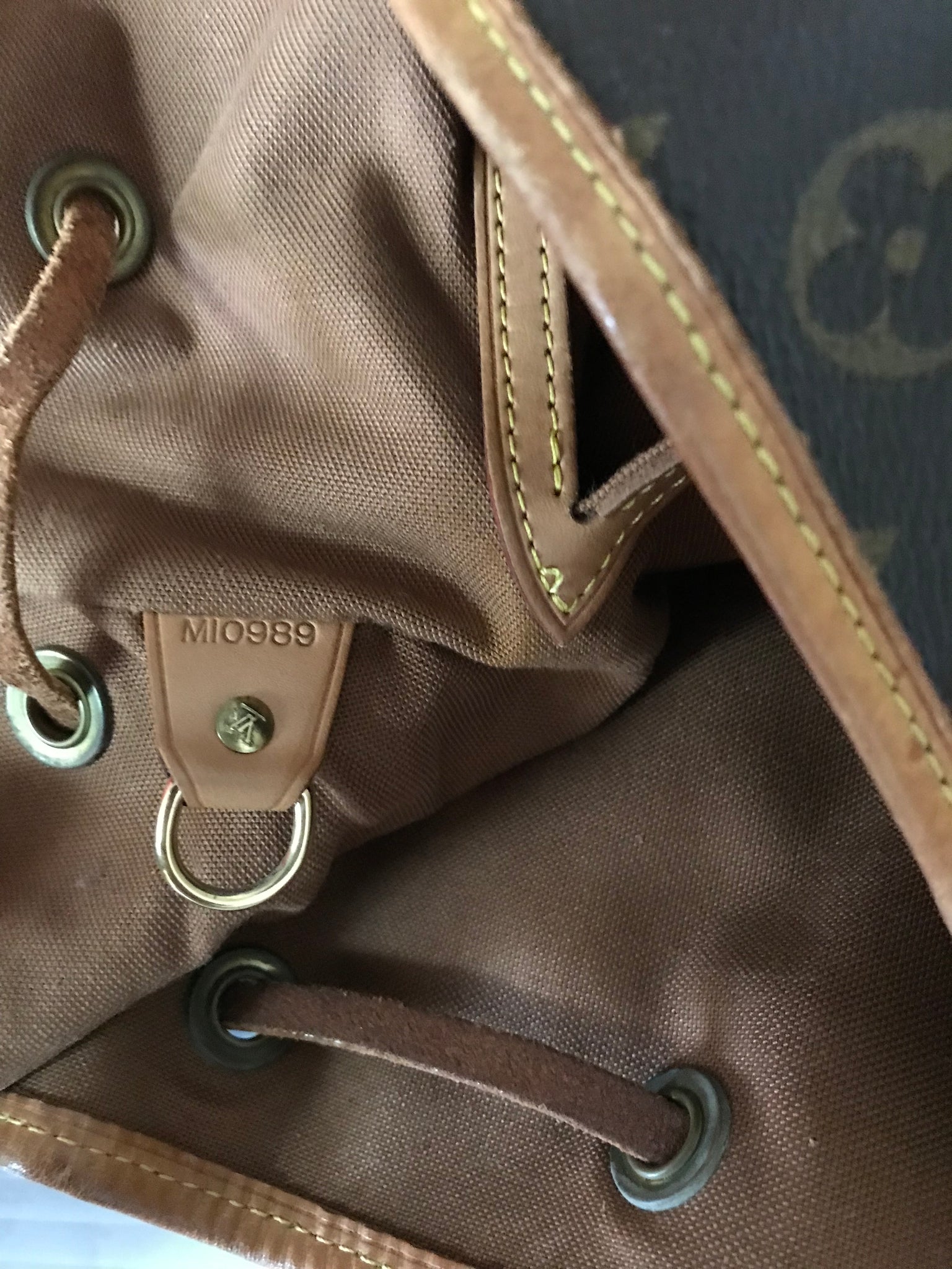 Louis Vuitton AUTHENTIC❤️ Montsouris GM Backpack Monogram
