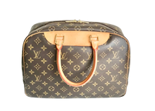 Load image into Gallery viewer, AUTHENTIC Louis Vuitton Deauville PREOWNED (WBA684)