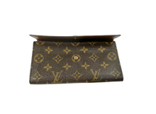 Load image into Gallery viewer, AUTHENTIC Louis Vuitton Sarah Wallet Monogram PREOWNED (WBA536)