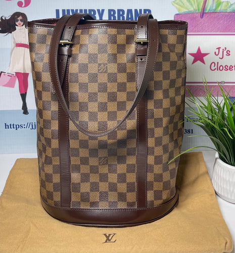 AUTHENTIC Louis Vuitton Bucket 27 Damier Ebene Marais PREOWNED (WBA423)