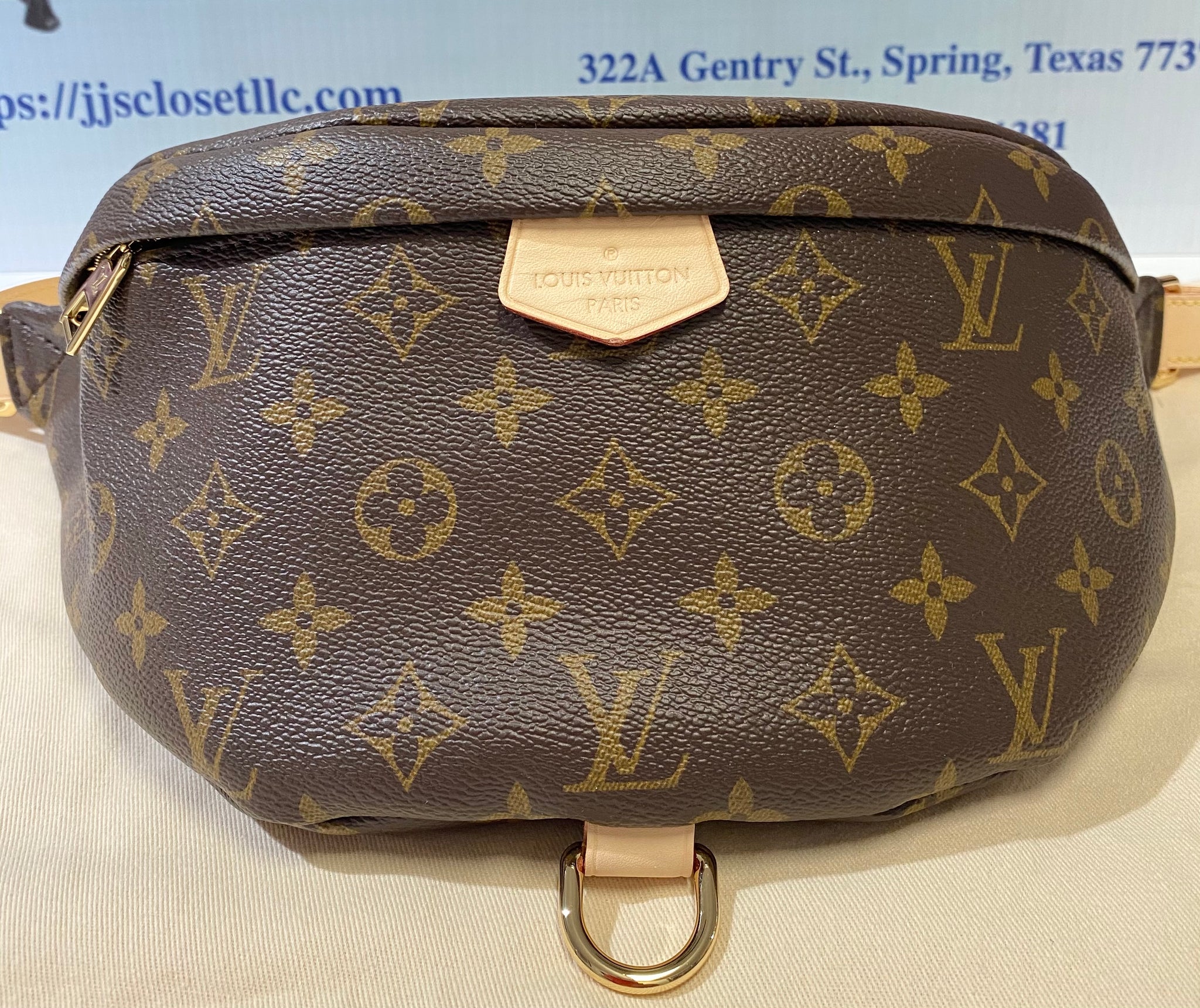 AUTHENTIC Louis Vuitton Bumbag NEW!!! (WBA281) – Jj's Closet, LLC