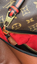 Load image into Gallery viewer, AUTHENTIC Louis Vuitton Tuileries Hobo Caramel PREOWNED (WBA747)