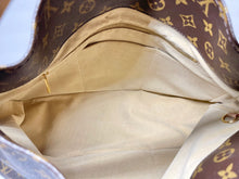 Load image into Gallery viewer, AUTHENTIC Louis Vuitton Artsy Monogram MM PREOWNED (WBA375)