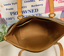 Load image into Gallery viewer, AUTHENTIC Louis Vuitton Totally PM Monogram PREOWNED (WBA187)