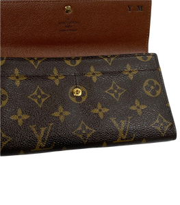 AUTHENTIC Louis Vuitton Sarah Wallet Monogram PREOWNED (WBA536)