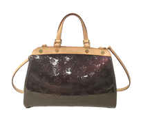 Load image into Gallery viewer, AUTHENTIC Louis Vuitton Brea Vernis Amarante PM PREOWNED (WBA816)