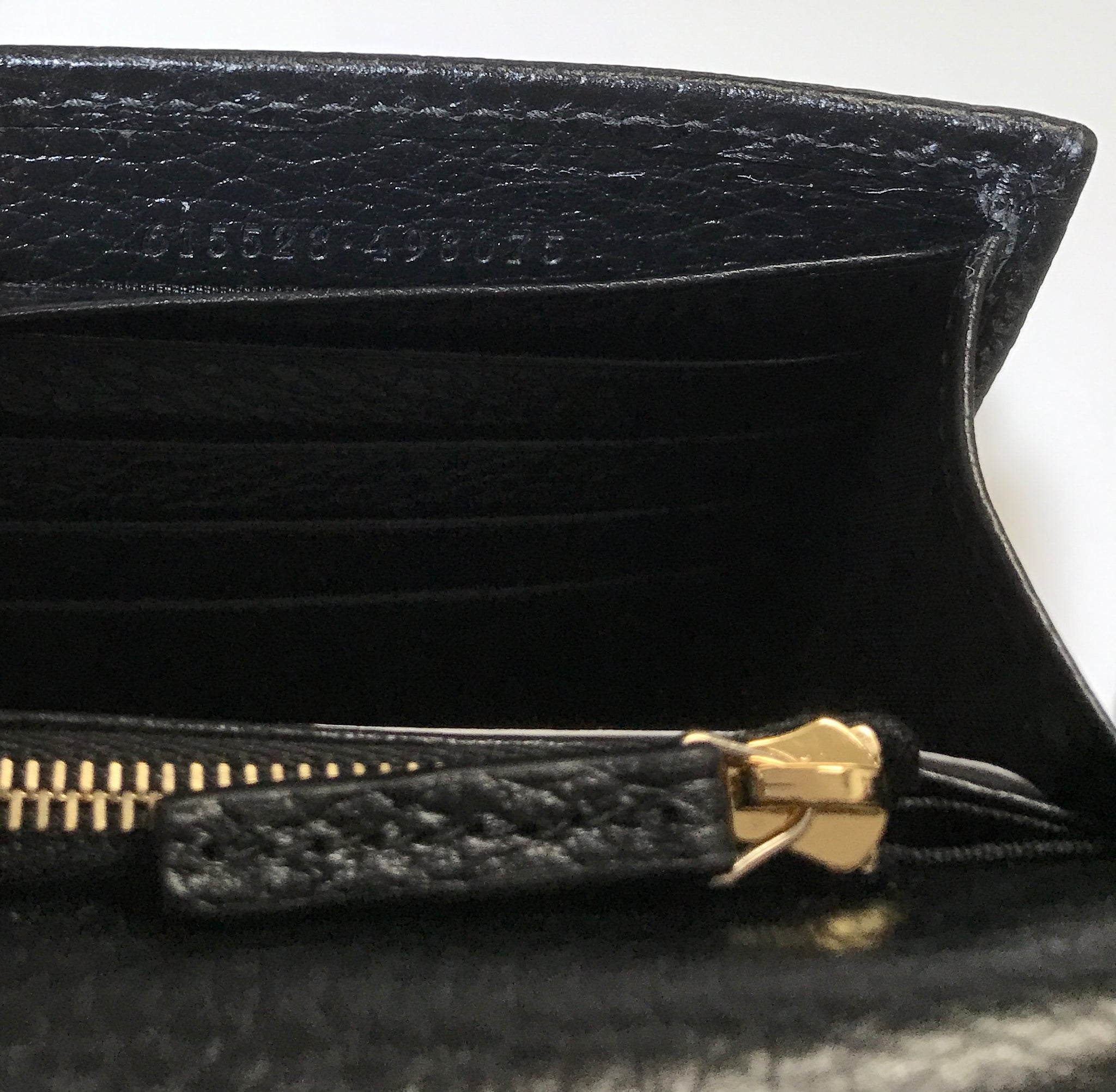 AUTHENTIC Gucci Dollar Chain Wallet Black Interlocking GG PREOWNED (WB –  Jj's Closet, LLC