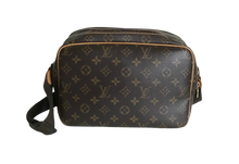 Load image into Gallery viewer, AUTHENTIC Louis Vuitton Reporter PM Monogram PREOWNED (WBA851)