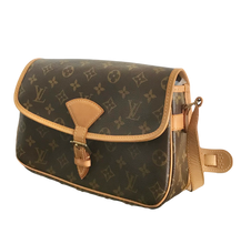 Load image into Gallery viewer, AUTHENTIC Louis Vuitton Sologne Monogram Crossbody PREOWNED (WBA871)