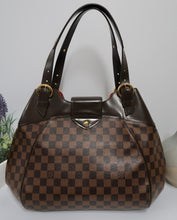 Load image into Gallery viewer, AUTHENTIC Louis Vuitton Sistina GM PREOWNED (WBA170)