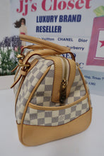 Load image into Gallery viewer, AUTHENTIC Louis Vuitton Berkeley Damier Azur PREOWNED
