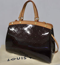Load image into Gallery viewer, AUTHENTIC Louis Vuitton Brea Vernis Amarante MM PREOWNED