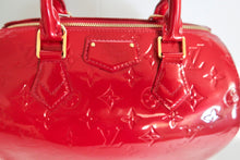 Load image into Gallery viewer, AUTHENTIC Louis Vuitton Montana Red Vernis Preowned (WBA069)