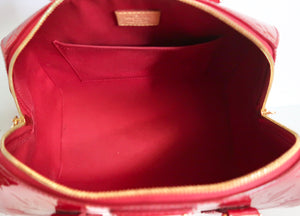 AUTHENTIC Louis Vuitton Montana Red Vernis Preowned (WBA069)