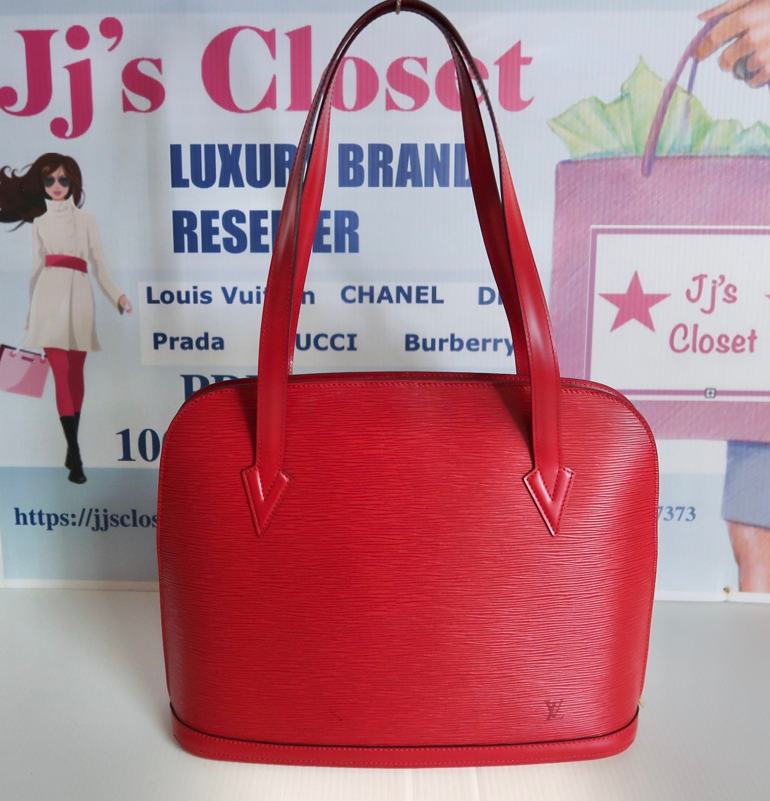 Louis Vuitton Lussac Shoulder Bag Red Auction
