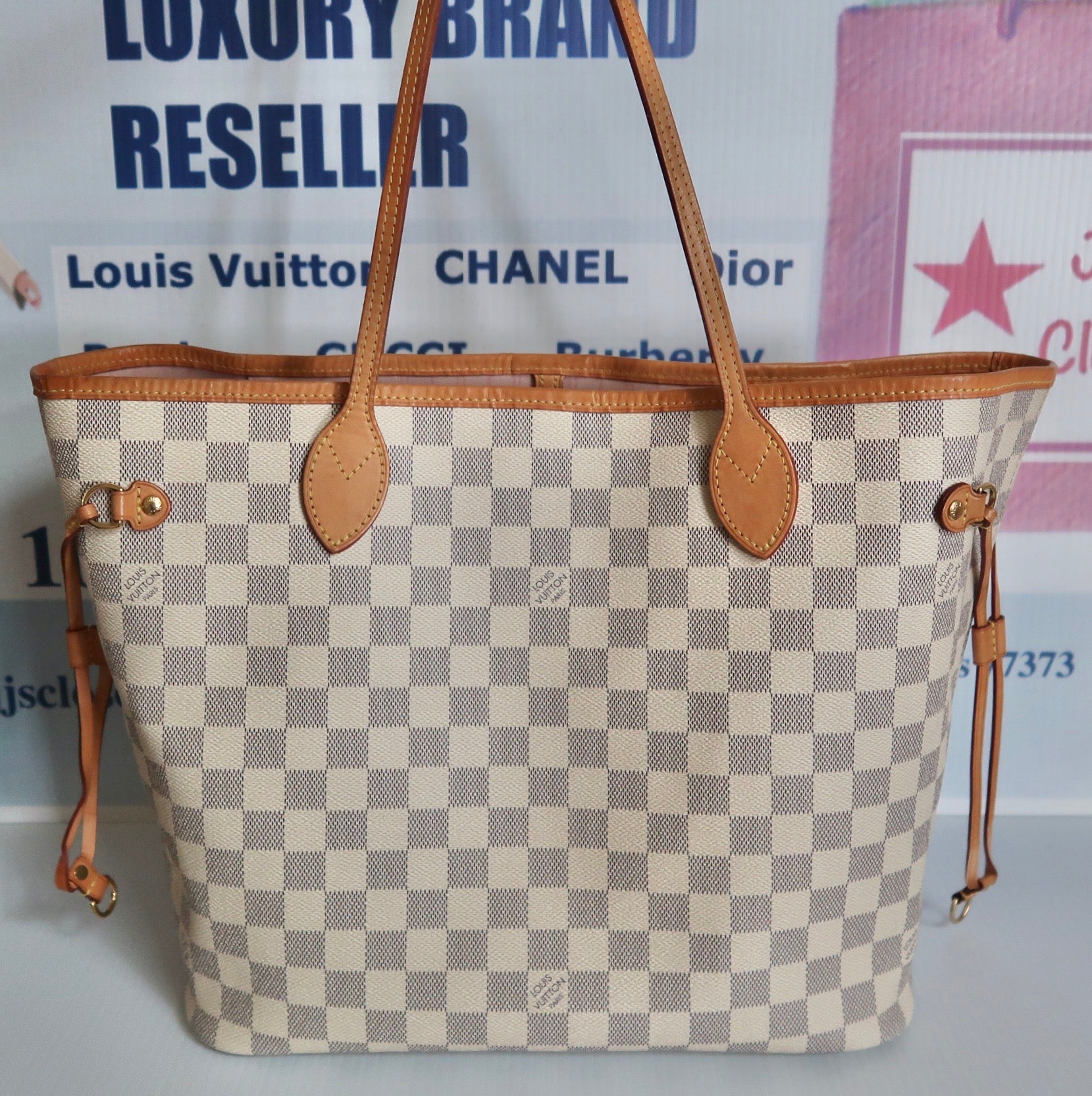 Pre-Owned Louis Vuitton Neverfull Damier Azur MM Tote Bag - Good
