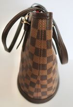 Load image into Gallery viewer, AUTHENTIC Louis Vuitton Petit Bucket Marais PREOWNED (WBA133)