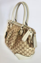 Load image into Gallery viewer, AUTHENTIC Gucci GG Canvas Sukey Off-White Top Handle CB Bag PREOWNED (WBA124)