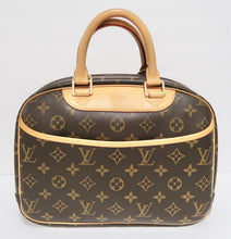 Load image into Gallery viewer, AUTHENTIC Louis Vuitton Trouville PREOWNED (WBA242)